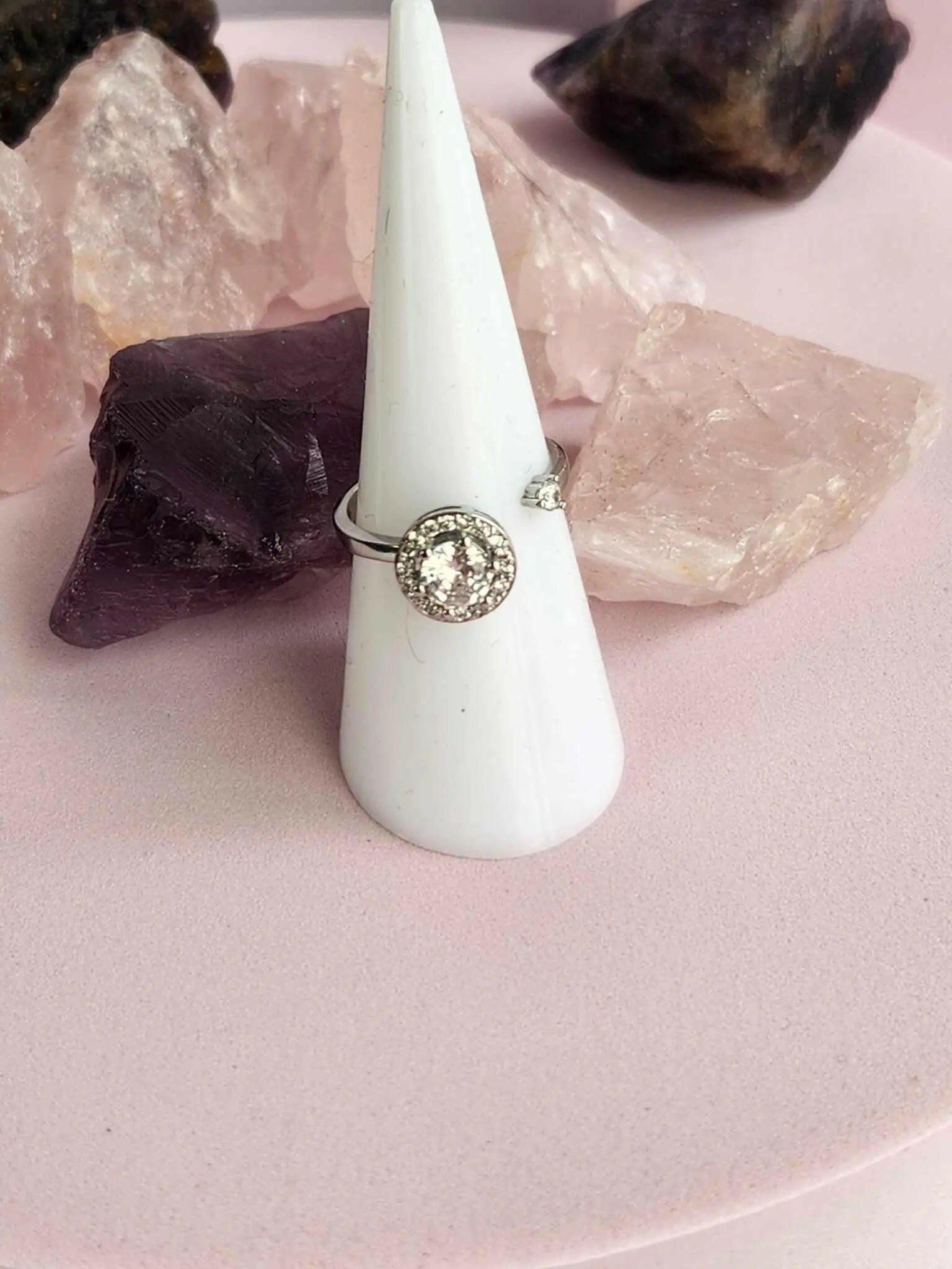 Mindful Rings - The Grounded Multi Clear Gem Fidget Spinner Ring - Mindful Rings